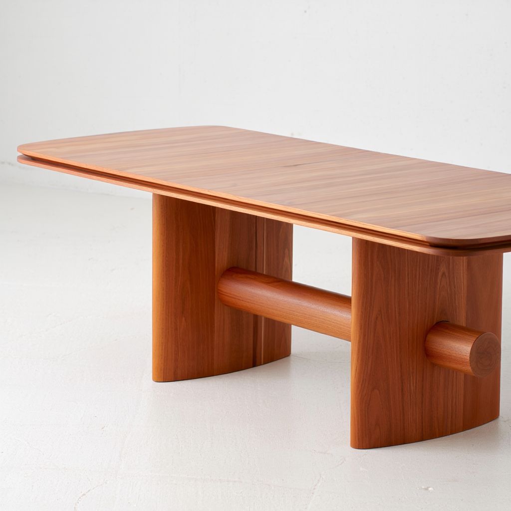 ARCHIPELLE, Dining Table